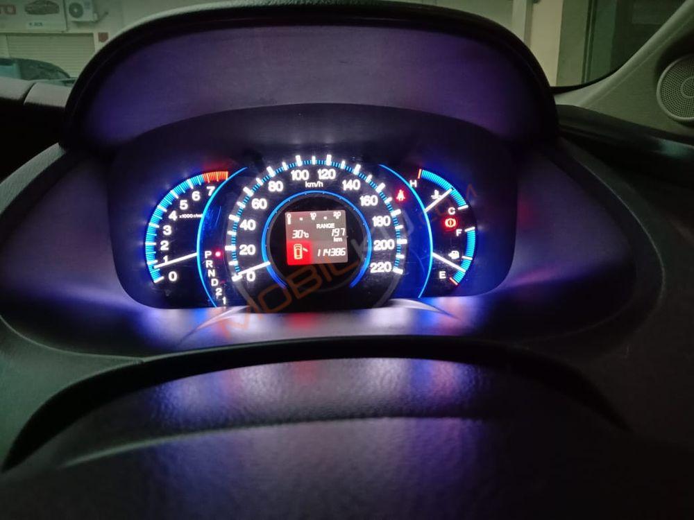 Mobil Honda Odyssey 2012