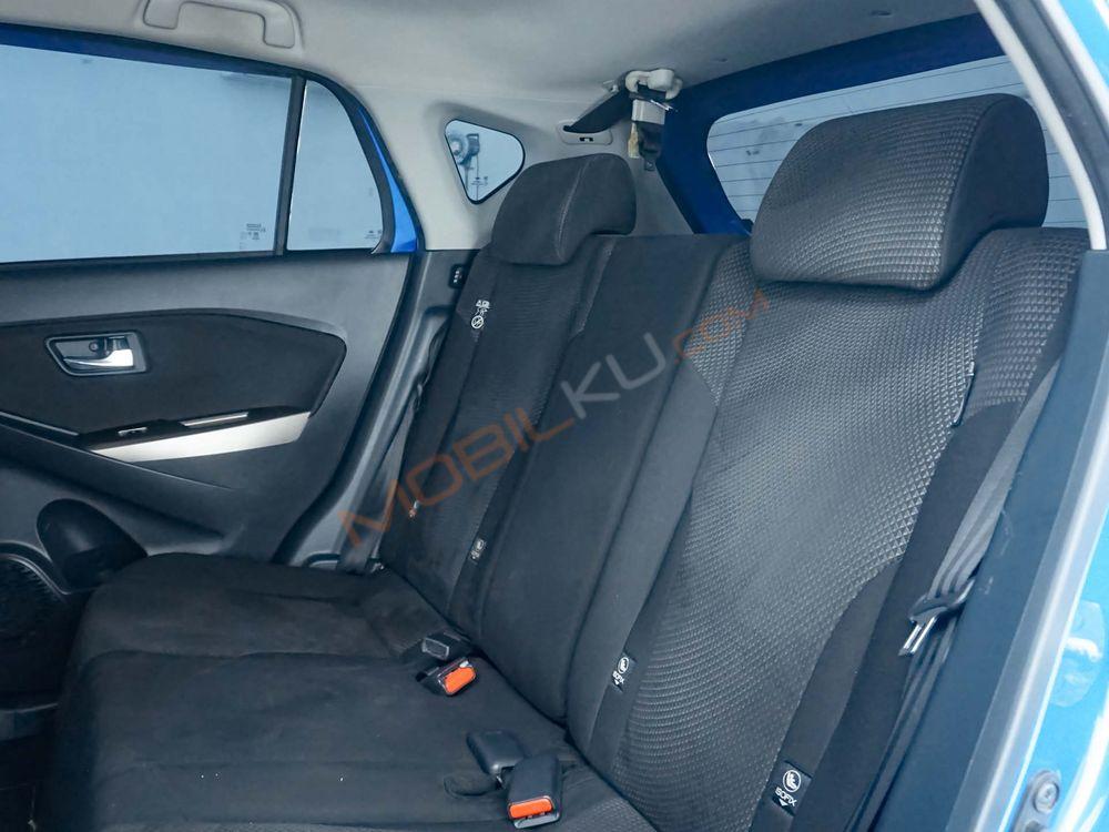 Mobil Daihatsu Sirion 2021