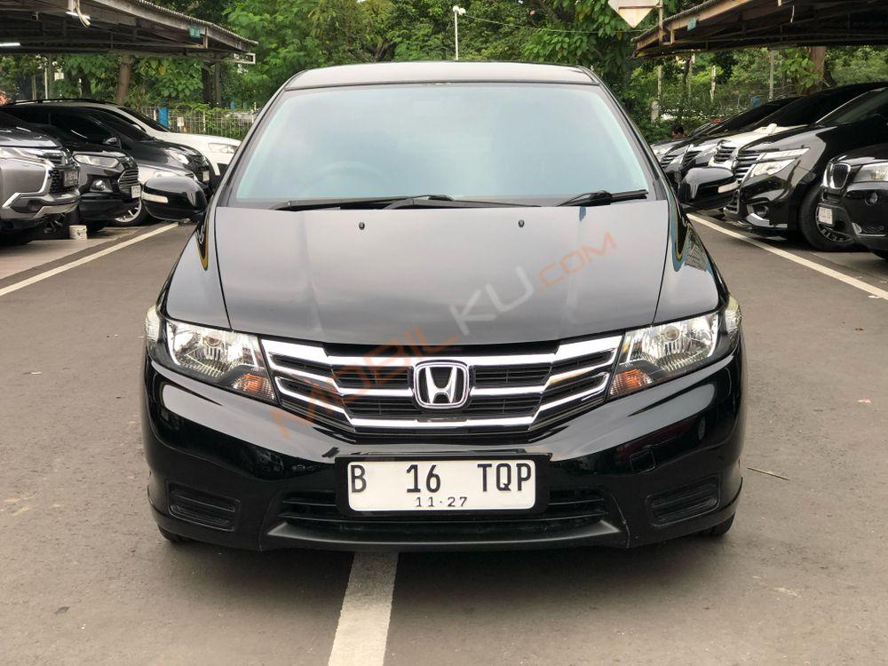 Mobil Honda City Sedan 2012