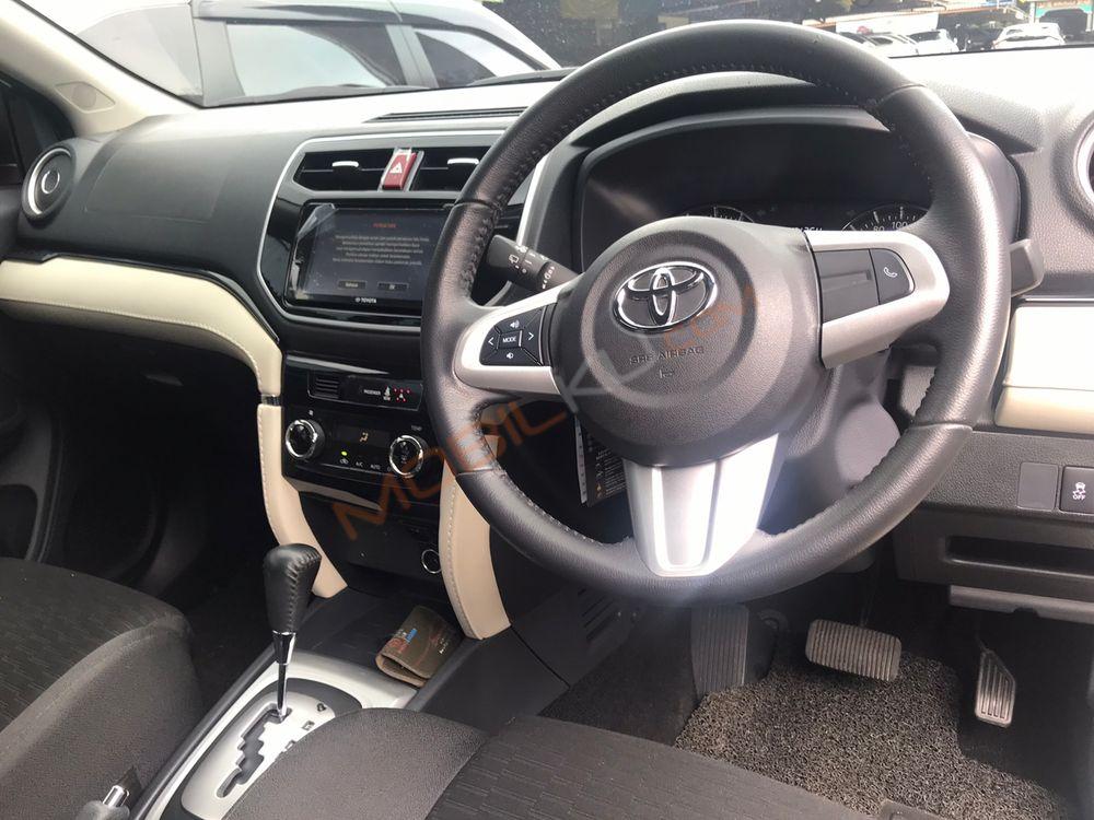 Mobil Toyota Rush 2019