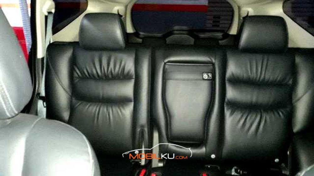 Mobil Mitsubishi Pajero Sport 2019