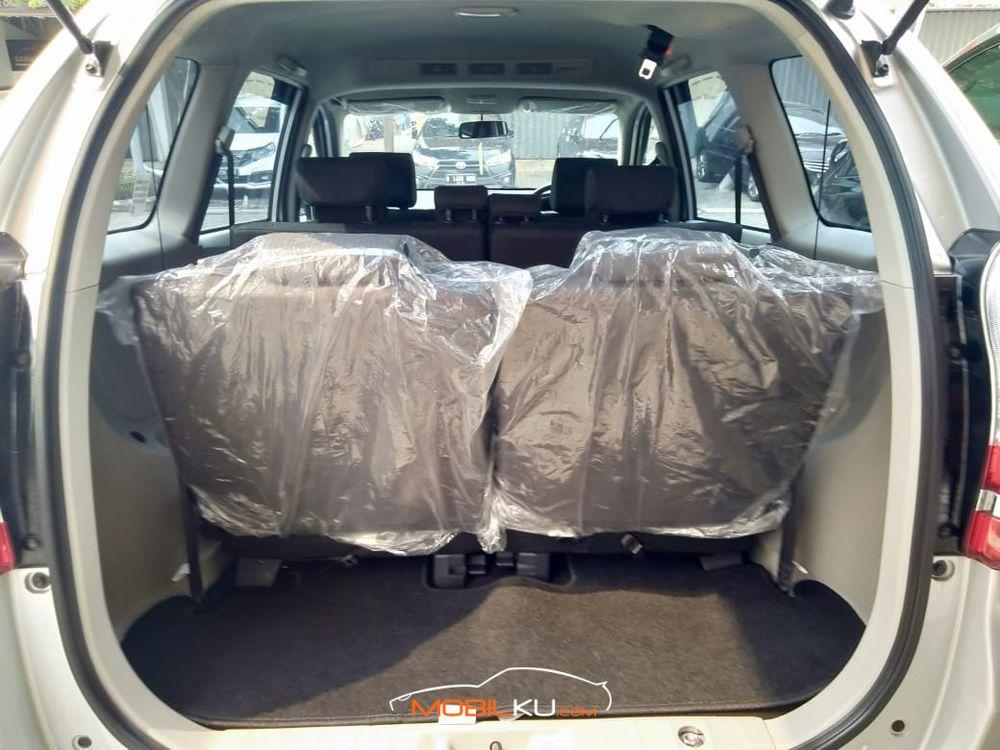 Mobil Toyota Avanza 2019