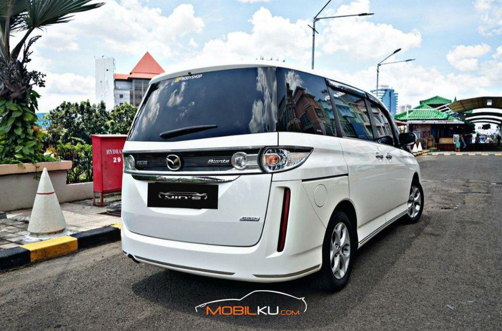 Mobil Mazda Biante 2017