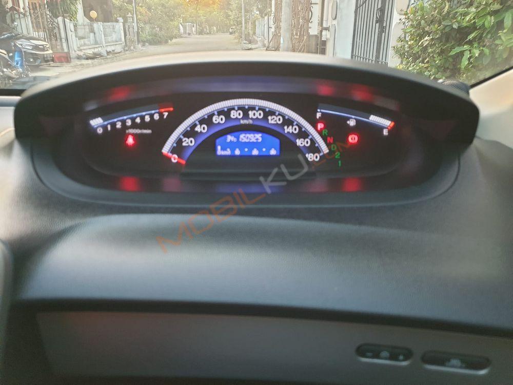 Mobil Honda Freed 2012