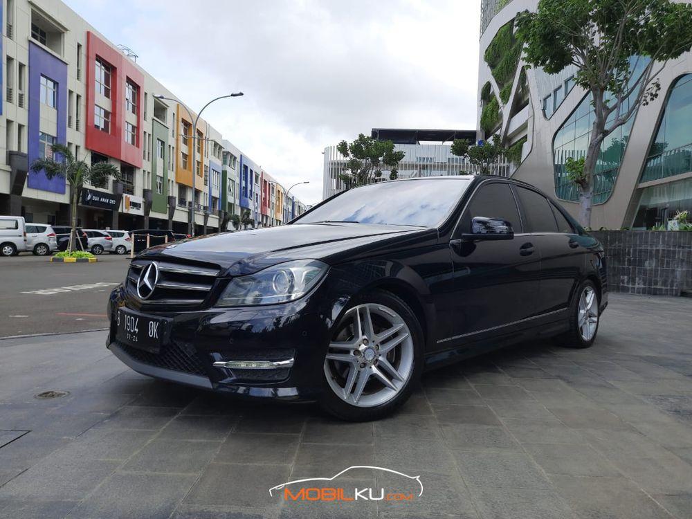 Mobil Mercedes-Benz C-Class 2013