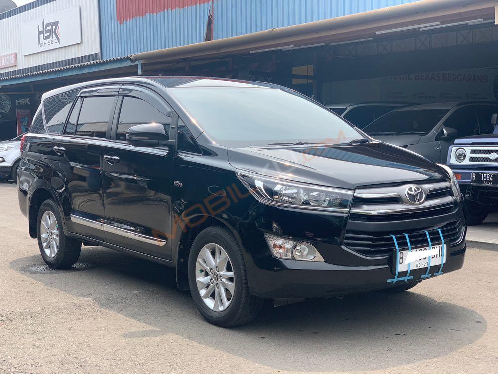 Mobil Toyota Kijang Innova 2020