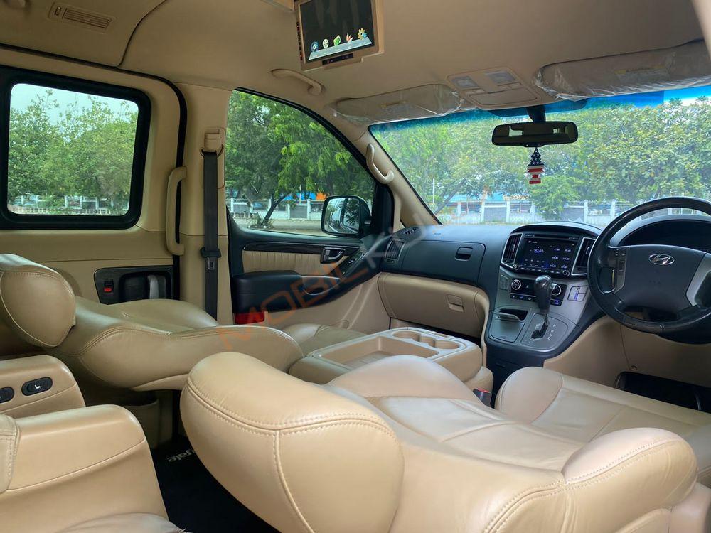 Mobil Hyundai H-1 2018