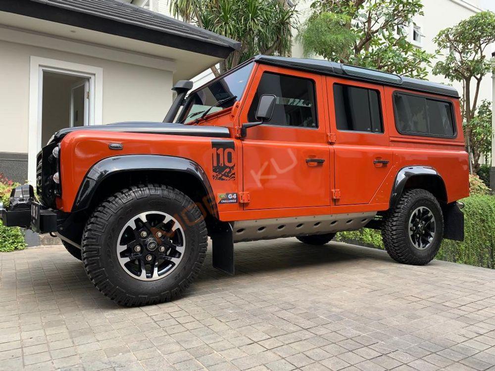 Mobil Land Rover Defender 2016