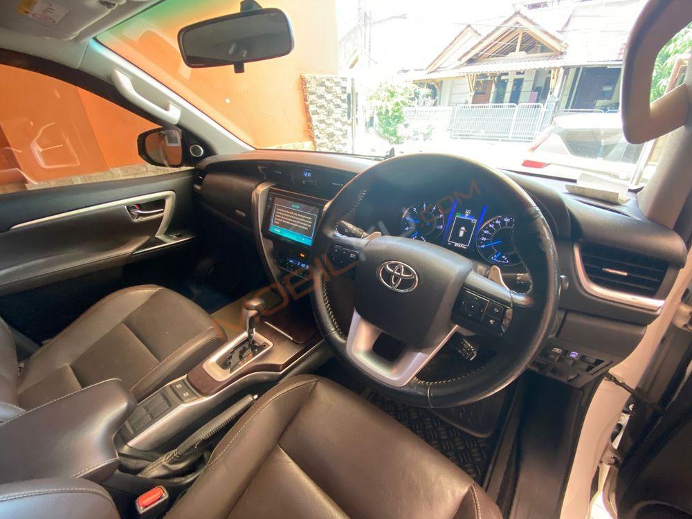 Mobil Toyota Fortuner 2018