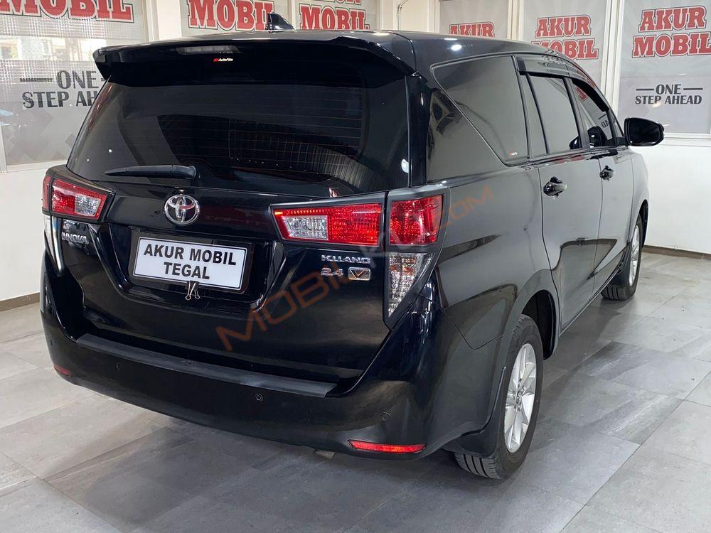 Mobil Toyota Kijang Innova 2019