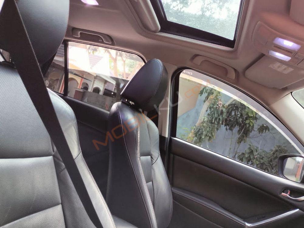 Mobil Mazda CX-5 2012