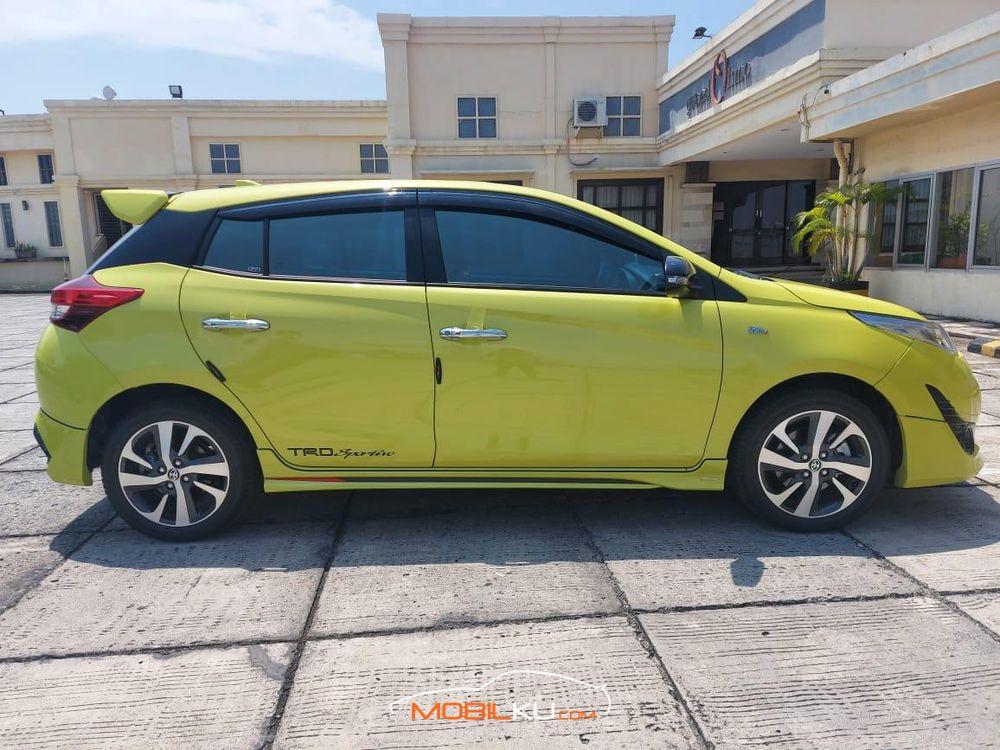 Mobil Toyota Yaris 2019