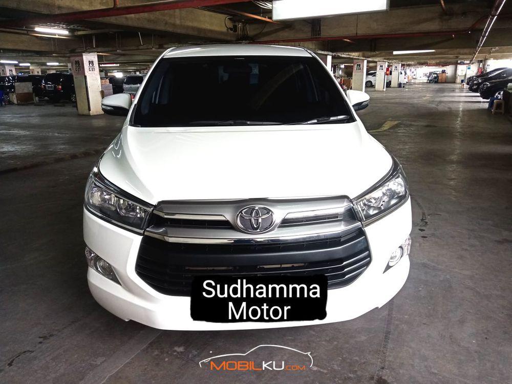 Mobil Toyota Kijang Innova 2017