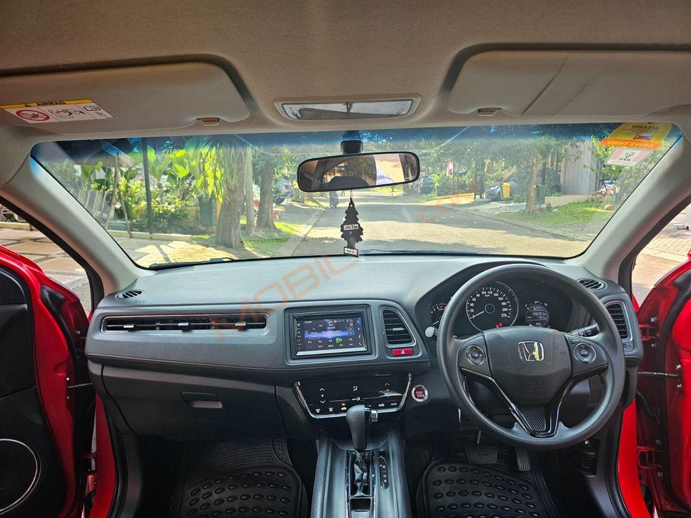 Mobil Honda HR-V 2016