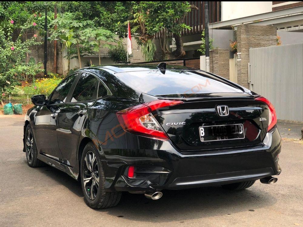 Mobil Honda Civic Sedan 2018