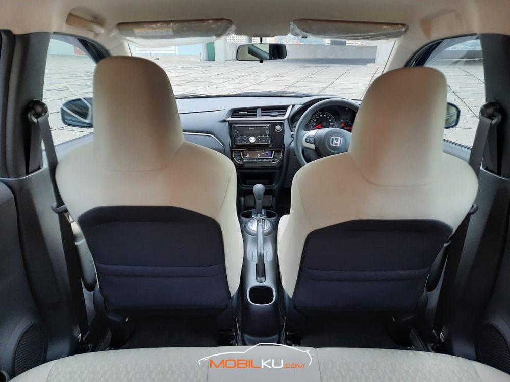 Mobil Honda Brio 2019