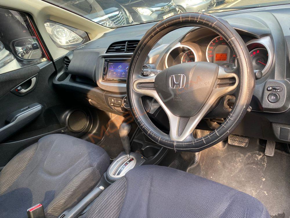 Mobil Honda Jazz 2014
