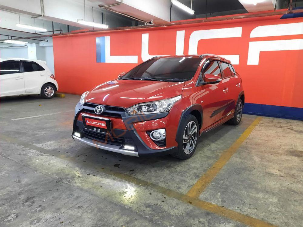 Mobil Toyota Yaris 2017