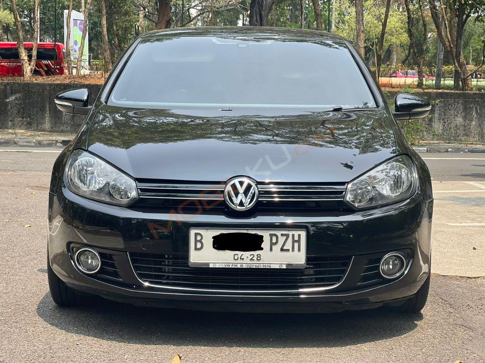 Mobil Volkswagen Golf 2013