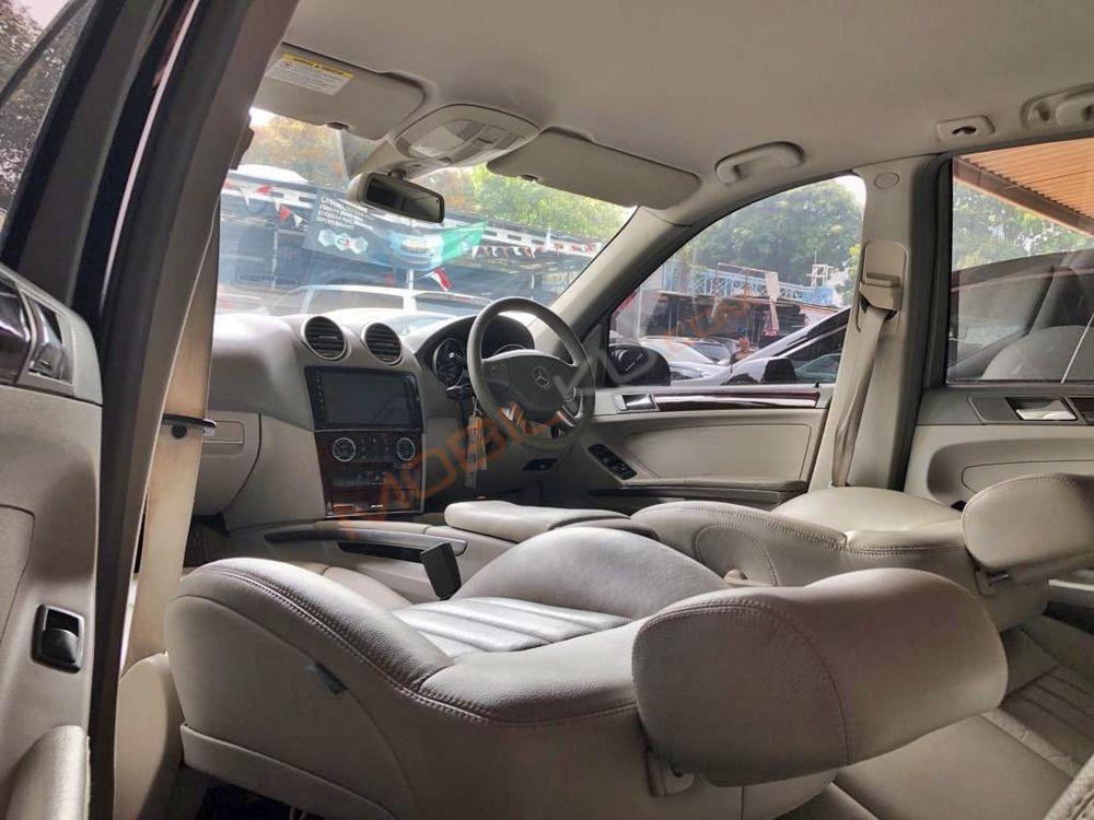 Mobil Mercedes-Benz ML 2006