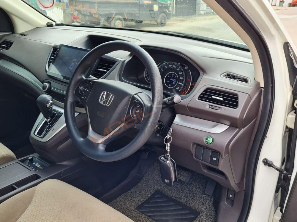 Mobil Honda CR-V 2014