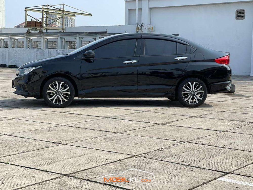 Mobil Honda City Sedan 2018