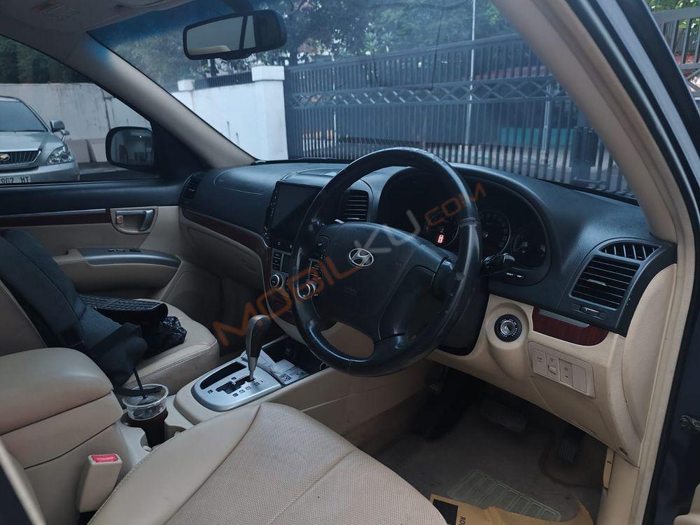 Mobil Hyundai Santa Fe 2008