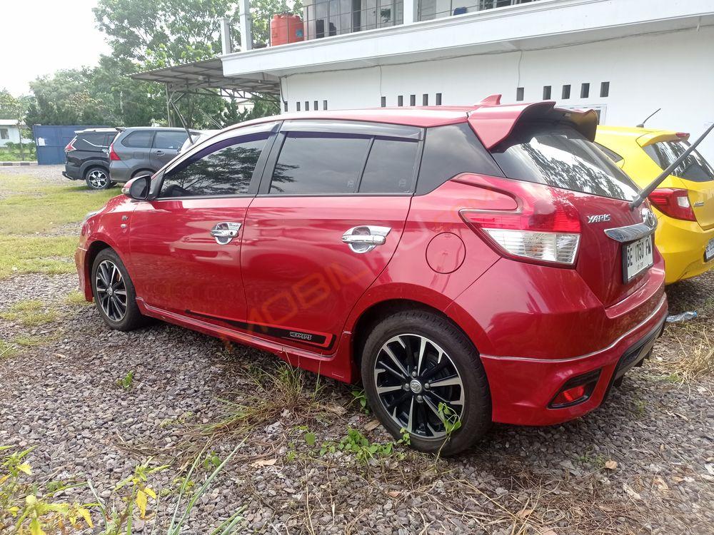 Mobil Toyota Yaris 2017