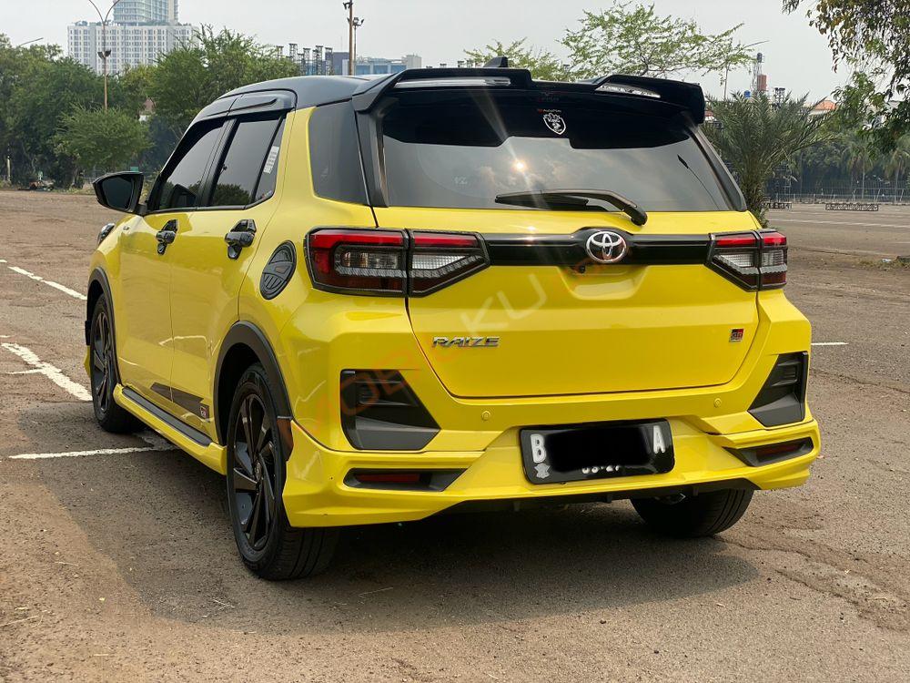 Mobil Toyota Raize 2022
