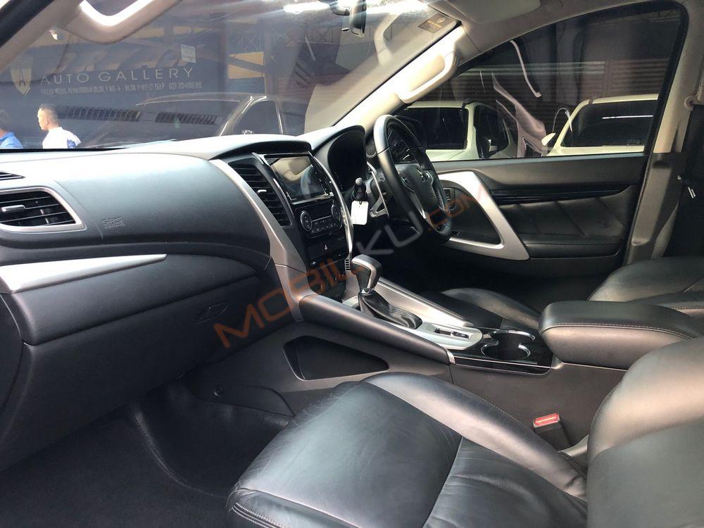 Mobil Mitsubishi Pajero Sport 2018