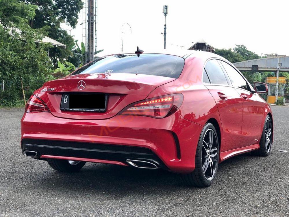 Mobil Mercedes-Benz CLA 2018