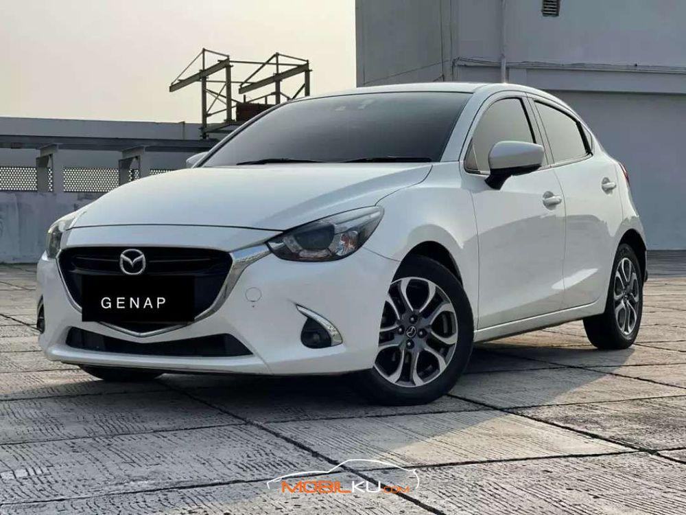 Mobil Mazda 2 Hatchback 2017