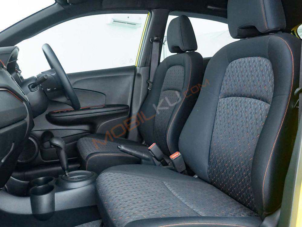 Mobil Honda Brio 2021