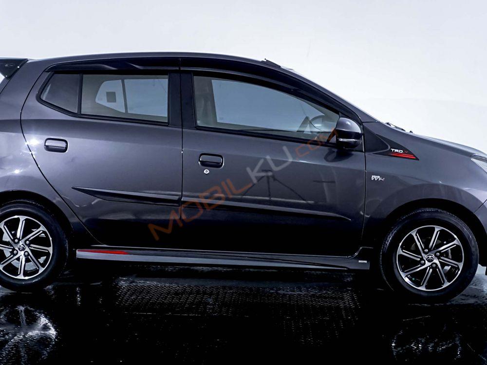 Mobil Toyota Agya 2021