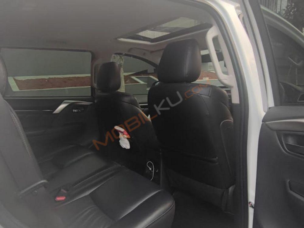 Mobil Mitsubishi Pajero Sport 2021