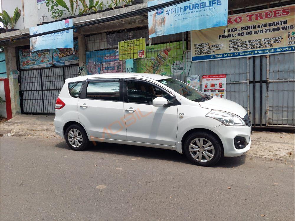 Mobil Suzuki Ertiga 2016