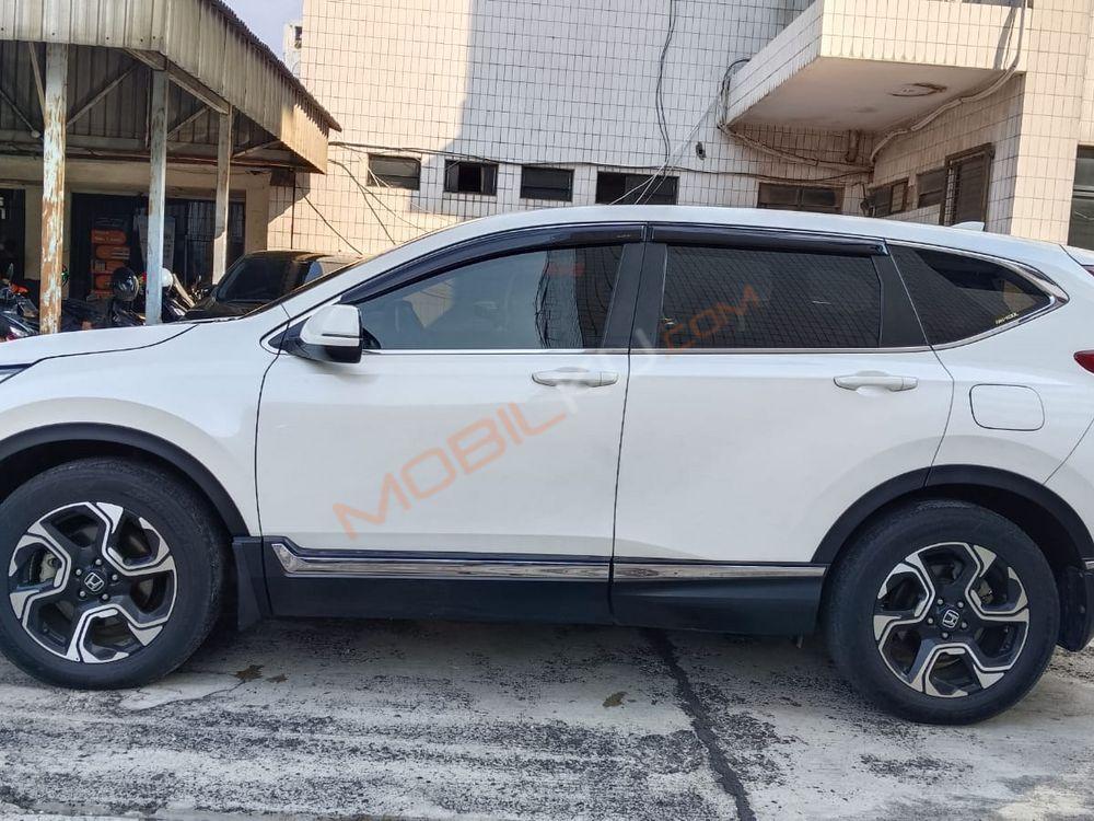 Mobil Honda CR-V 2018