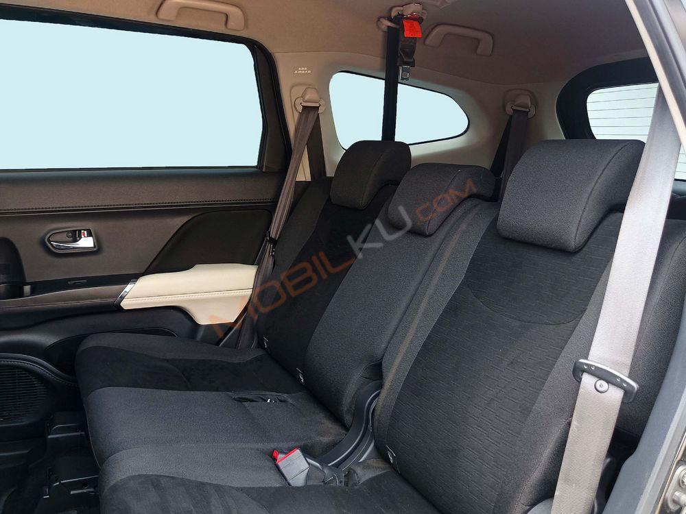 Mobil Toyota Rush 2020