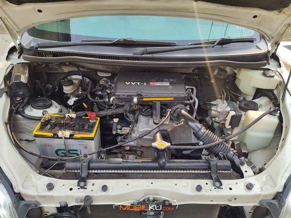 Mobil Toyota Rush 2013