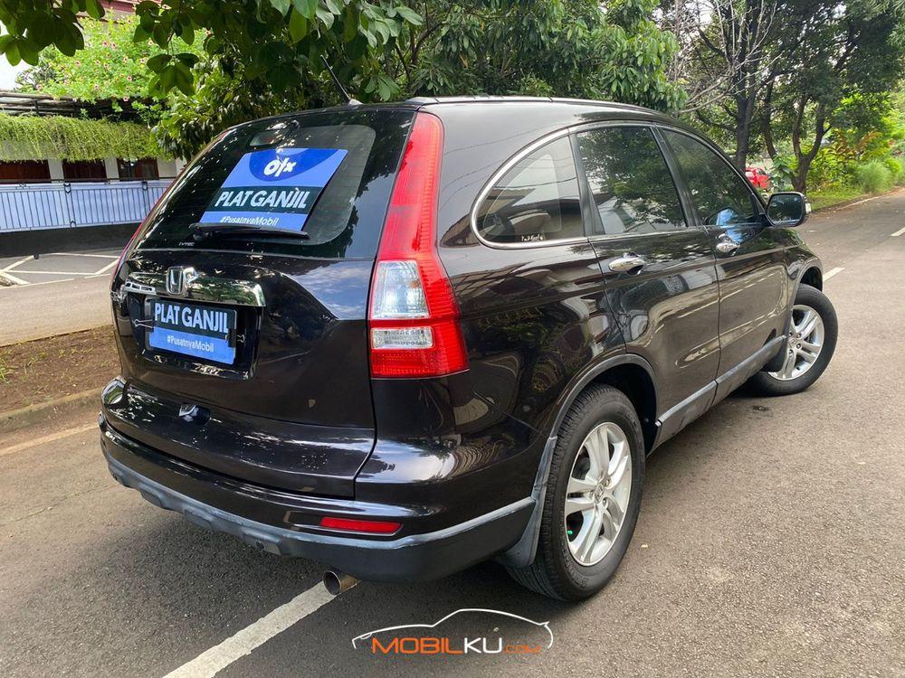 Mobil Honda CR-V 2010
