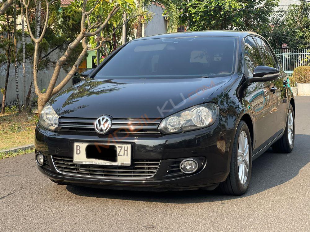 Mobil Volkswagen Golf 2013