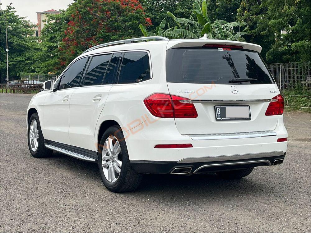 Mobil Mercedes-Benz GL 2016