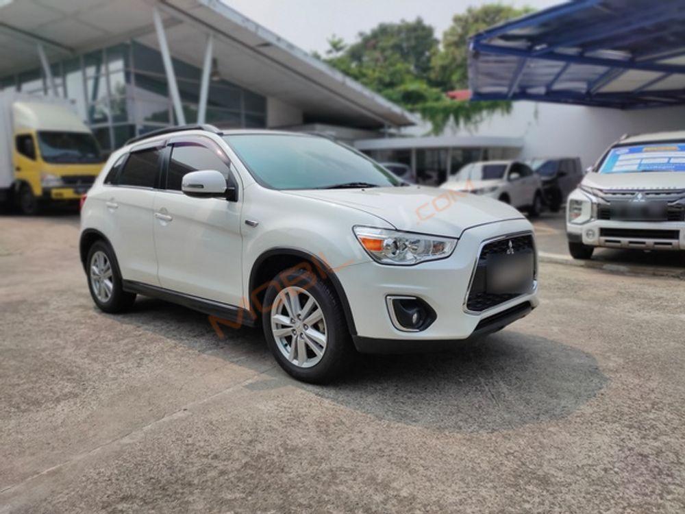 Mobil Mitsubishi Outlander Sport 2016