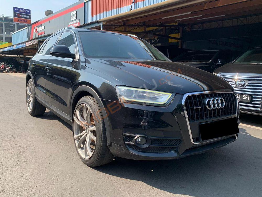 Mobil Audi Q3 2014