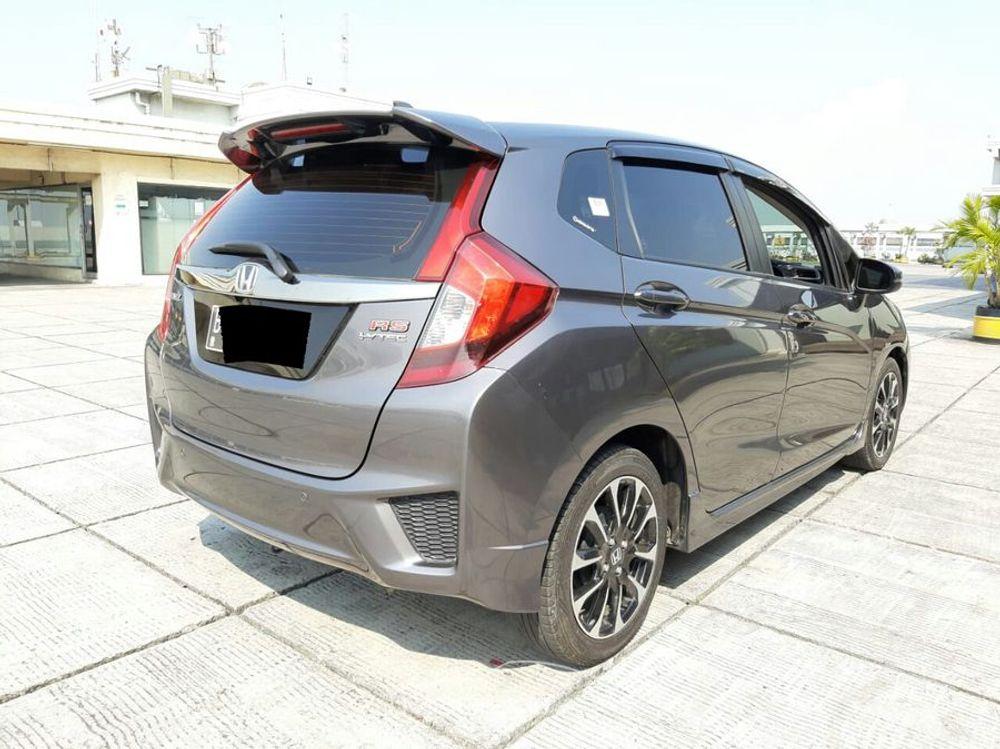 Mobil Honda Jazz 2017