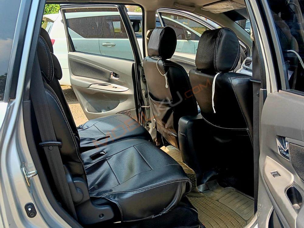 Mobil Toyota Avanza 2017