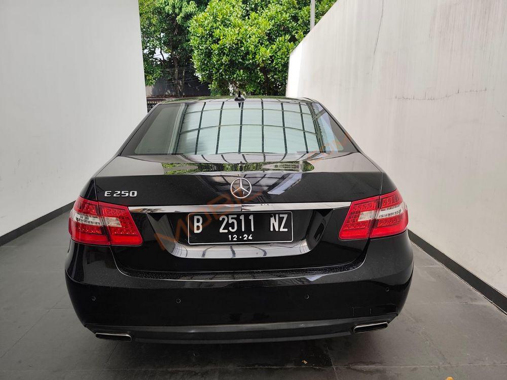 Mobil Mercedes-Benz E-Class 2013