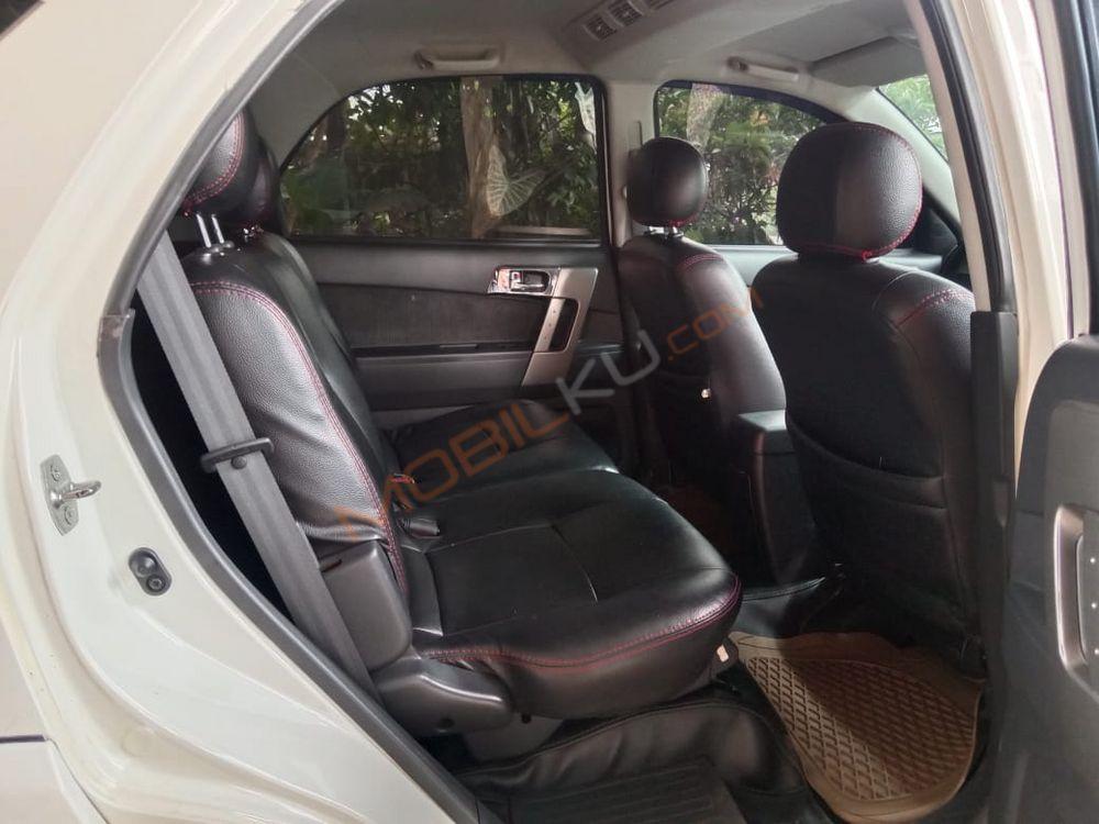 Mobil Daihatsu Terios 2014