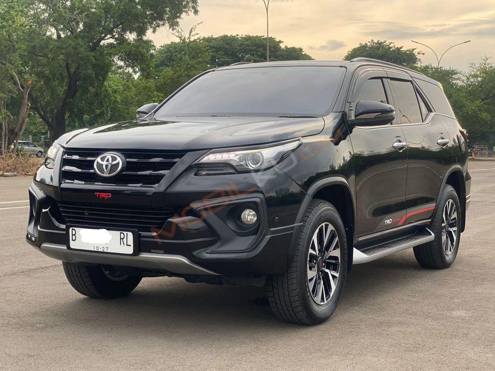 Mobil Toyota Fortuner 2017