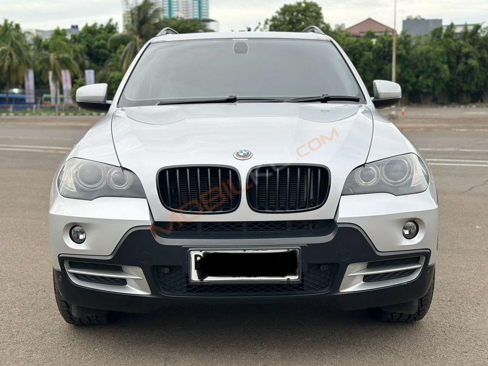 Mobil BMW X5 2008